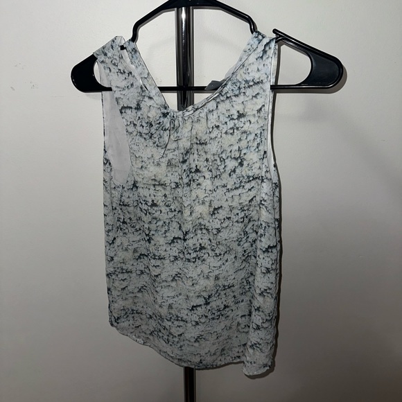 H&M TOP 4 - Picture 1 of 3